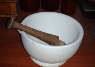 23